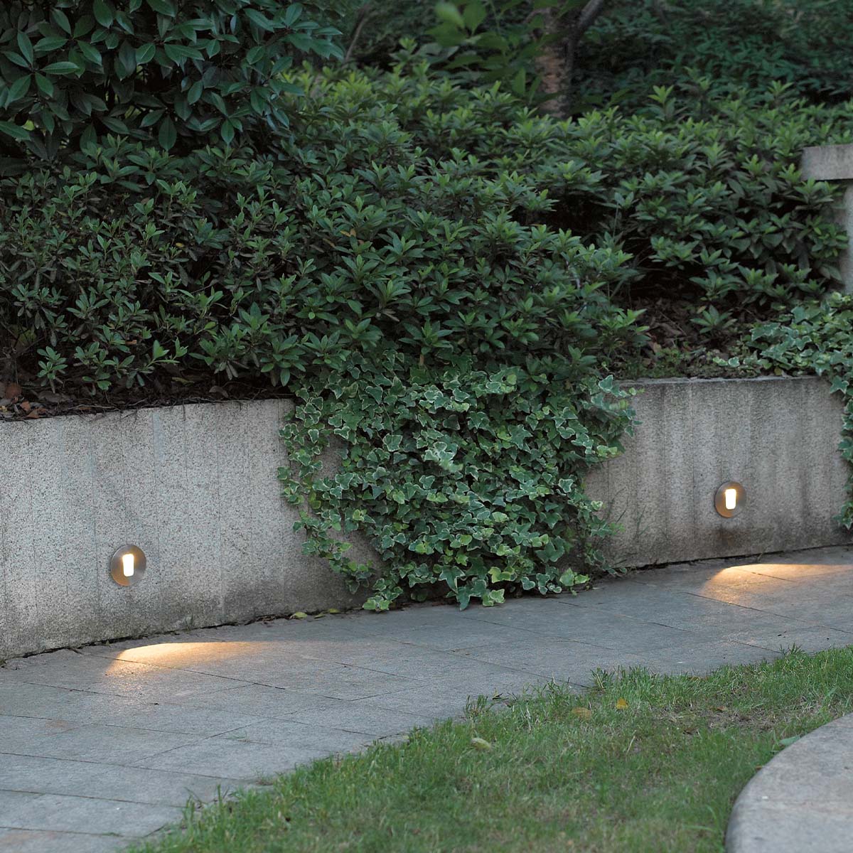 LUMINARIA LED DE CORTESIA CALUX 3W 100-240V 3000K 54LM IP65 ACABADO ACERO INOXIDABLE 9220-LED
