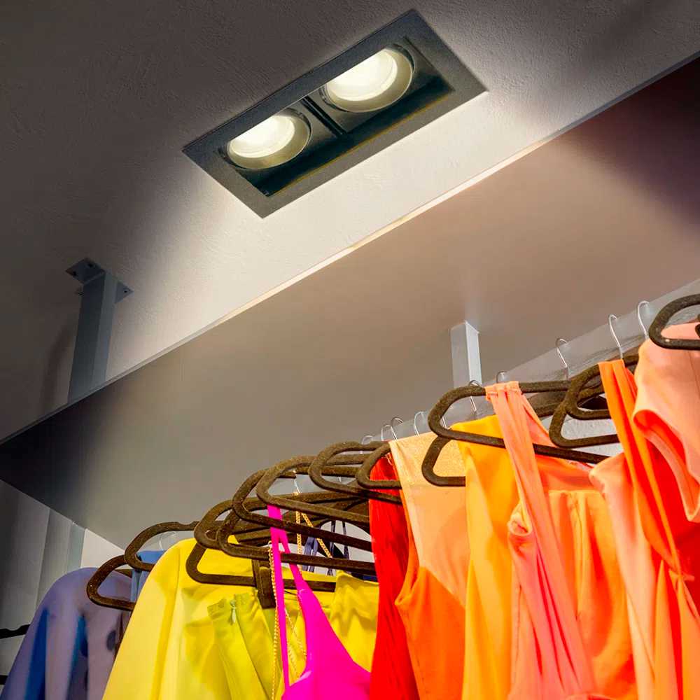 KIT DE 3 PIEZAS DE LÁMPARA DE INTERIOR EMPOTRABLE ALICANTE I TECNOLITE BASE GX5.3 DIRIGIBLE NEGRO