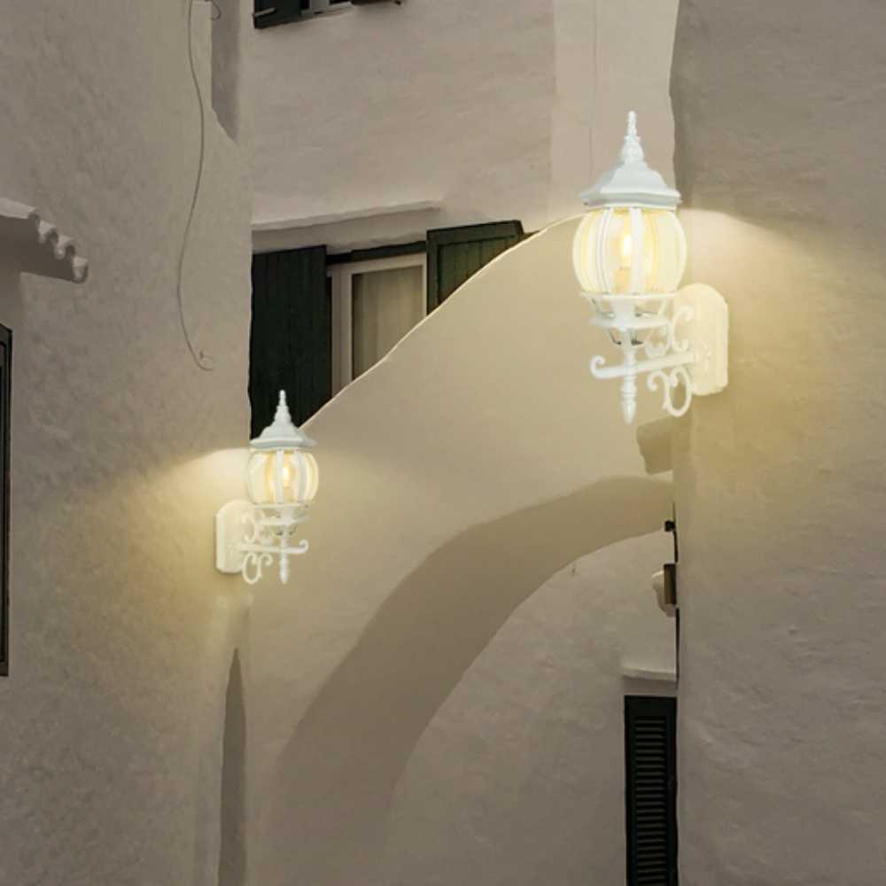 KIT DE 3 PIEZAS DE FAROL DE EXTERIOR SAN REMO TECNOLITE PARA SOBREPONER 26W BASE E27 BLANCO