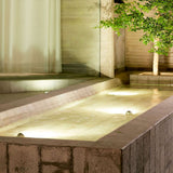 KIT DE 3 PIEZAS DE LÁMPARA DE EXTERIOR LED ESCALONA TECNOLITE SUMERGIBLE DE BAJA PROFUNDIDAD 50W LUZ SUAVE CÁLIDA BASE GX5.3