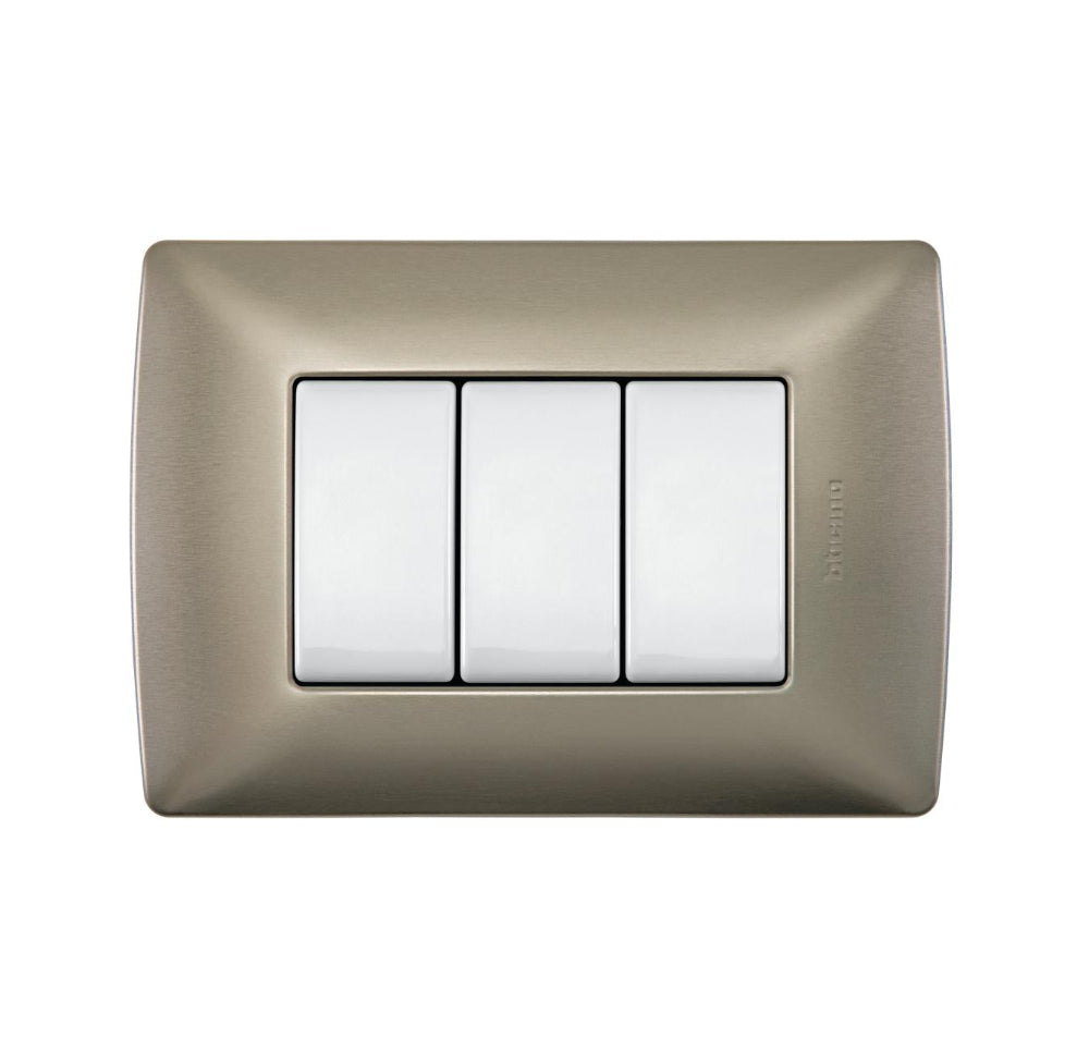 PACK DE 9 PLACAS DE ALUMINIO CON CHASIS DE 3 MÓDULOS PERLA QZ4803M3ATC BTICINO