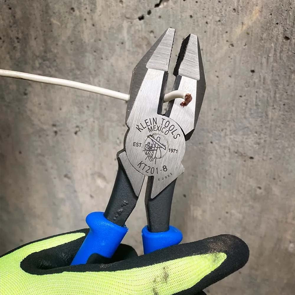 PINZAS DE ELECTRICISTA KLEIN TOOLS CUBIERTA PLÁSTICA INYECTADA BIMATERIAL 8" DE LARGO