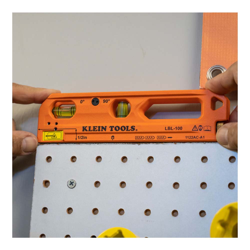 NIVEL DE BURBUJA CON LINEA LASER KLEIN TOOLS