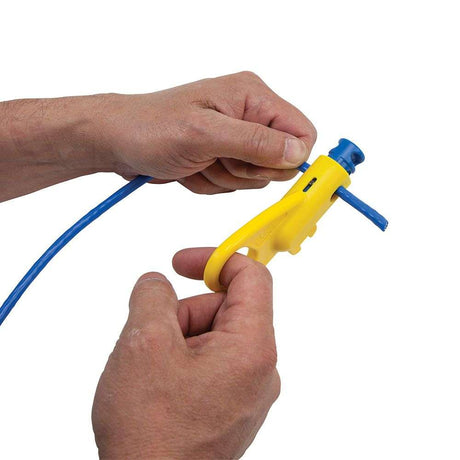 KIT DE INSTALACION DE CABLE DE PAR TRENZADO CON ESTUCHE KLEIN TOOLS