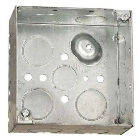 CAJA CUADRADA SOLDADA 4" P/TUBO 3/4" PROF. 2 1/8"