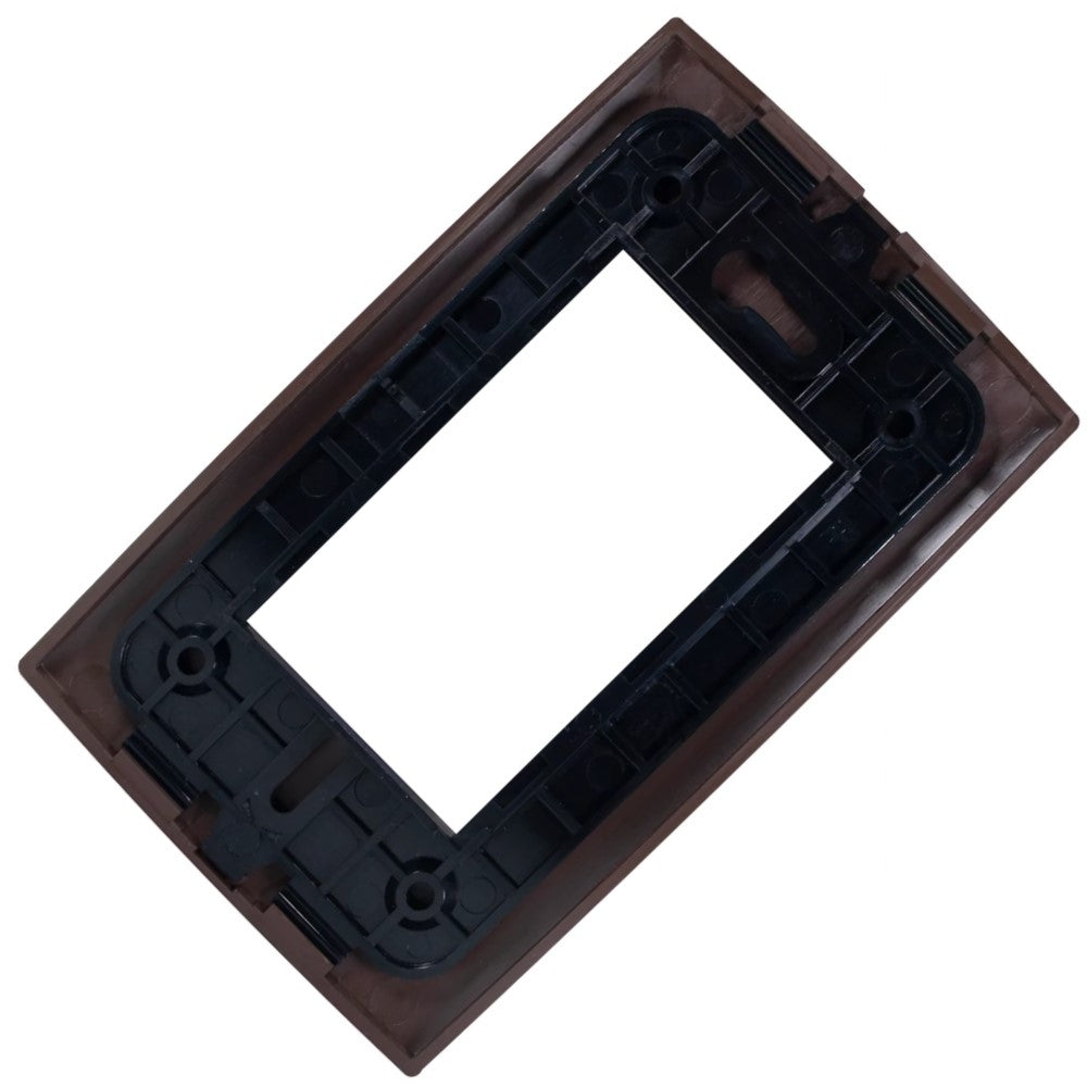 PLACA CIEN A COLOR 3 MODULOS COLOR CHOCOLATE MATE LEVITON