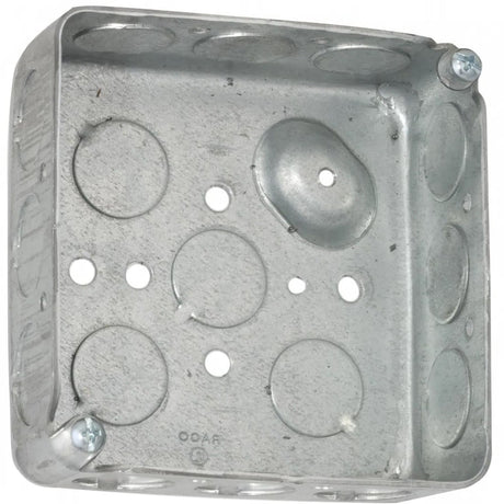 CAJA CUADRADA TROQUELADA 4" P/TUBO 1/2" PROF. 1 1/2" 190R RACO