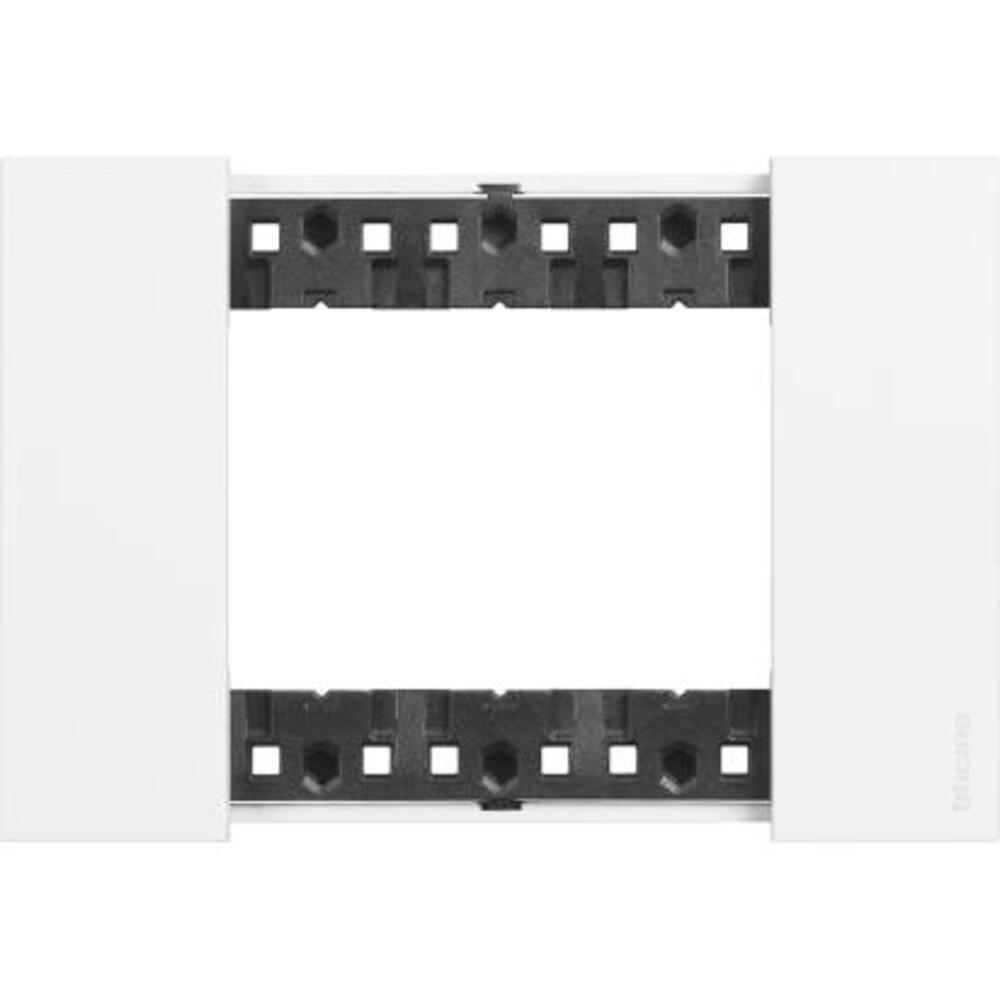 PLACA COLOR BLANCO 3 MODULO MCA LIVING NOW