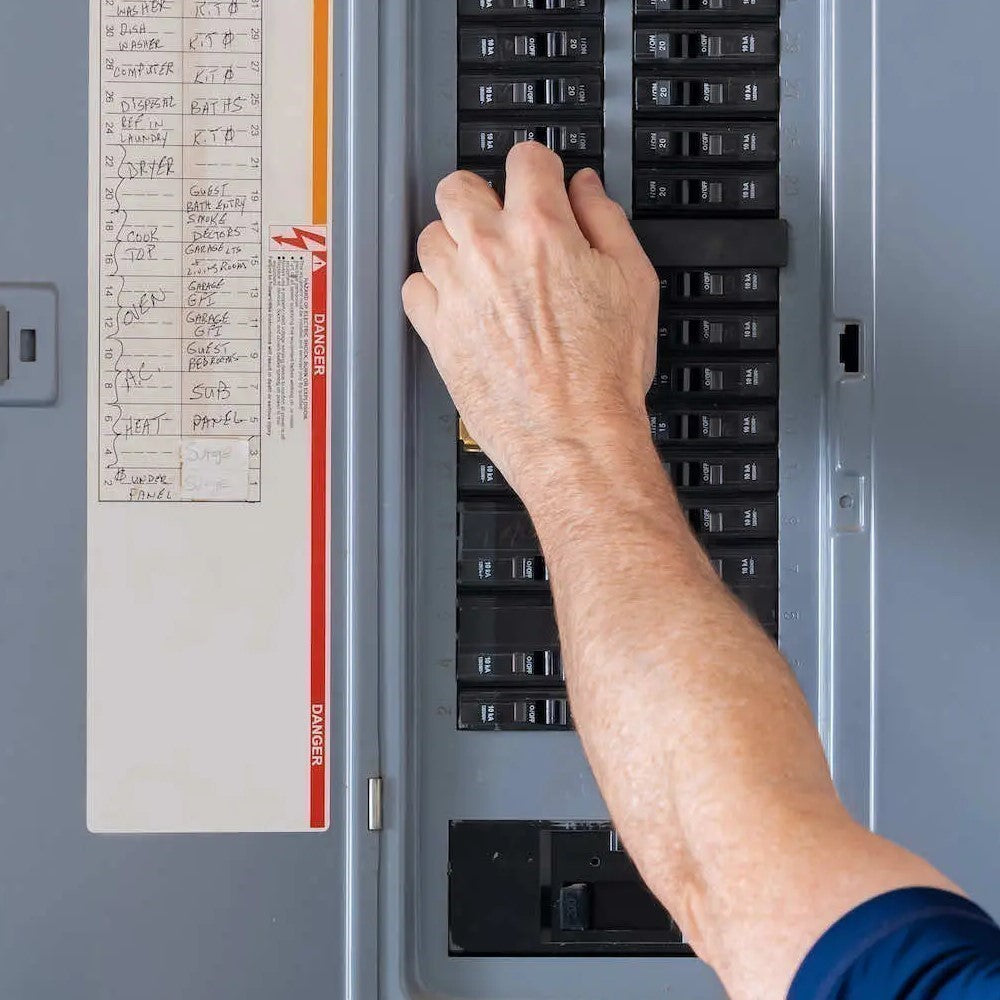 INTERRUPTOR TERMOMAGNETICO QOB350 3X50A ATORNILLABLE 10KA 120-240V SCHNEIDER ELECTRIC *** OFRECER BTN3/50B ***