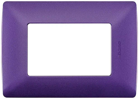 PLACA DE RESINA TEXTURIZADA BTICINO CON CHASIS LAVANDA 3 MÓDULOS QZ4803M3BLL